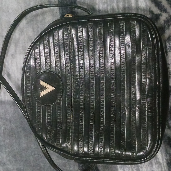 Valentino cross body bag - Picture 1 of 4